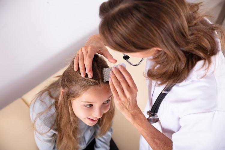 NitPickyUSA - Lice Treatment - Lice Removal Services - lice treatment clinic in Brooklyn, NY
