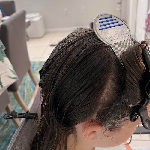 Lice Removal Experts - lice treatment clinic in Surfside, FL